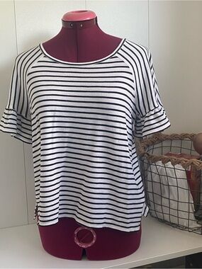 Max Studio White & Black Striped Ruffle Sleeve Top